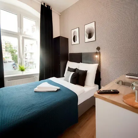 Very Berry - Glogowska 35a - Mtp - Self Check In 24h Apartment *