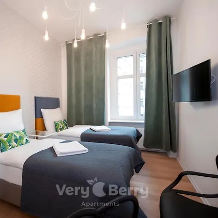 Very Berry - Glogowska 35a - Mtp - Self Check In 24h Apartment *